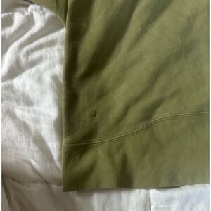 green lululemon hoodie size 6